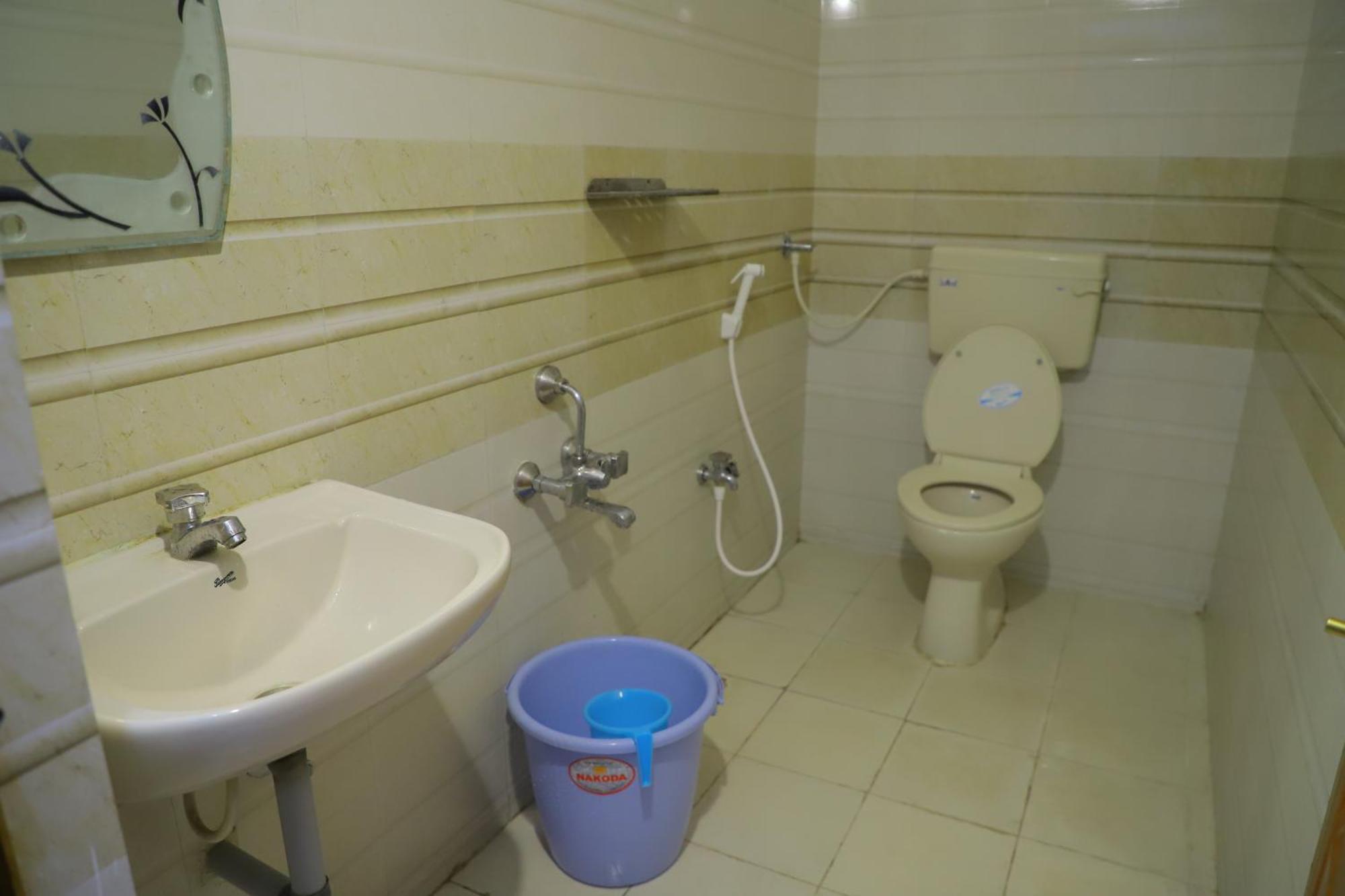 Nanda Mohan Homestay- Luxuries Ac Apartment Close To Alipiri Foothills-Kapila Teertham And Iskcon Temple Tirupati Dış mekan fotoğraf